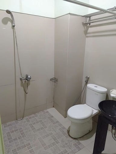 Bathroom 3, Labuan S'Rizki Hotel, Pandeglang