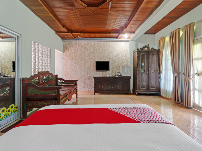 Bedroom 3, OYO 113500 Hotel R Cantika Syariah, Merangin