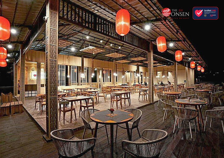 Food & Drinks 16