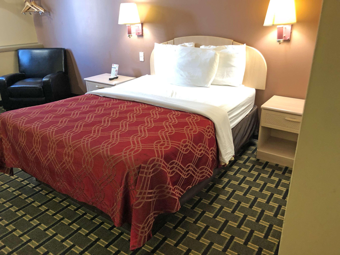 Bedroom 1, Americas Best Value Inn Beatrice, Gage