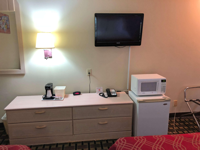 Bedroom 5, Americas Best Value Inn Beatrice, Gage