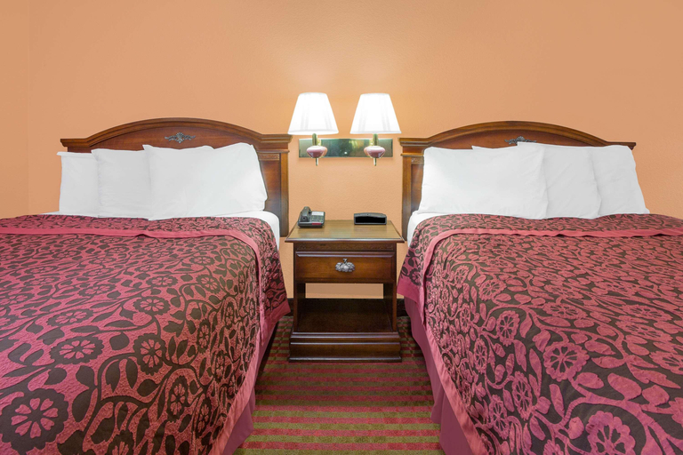 Bedroom 3, Americas Best Value Inn Kosciusko, Attala