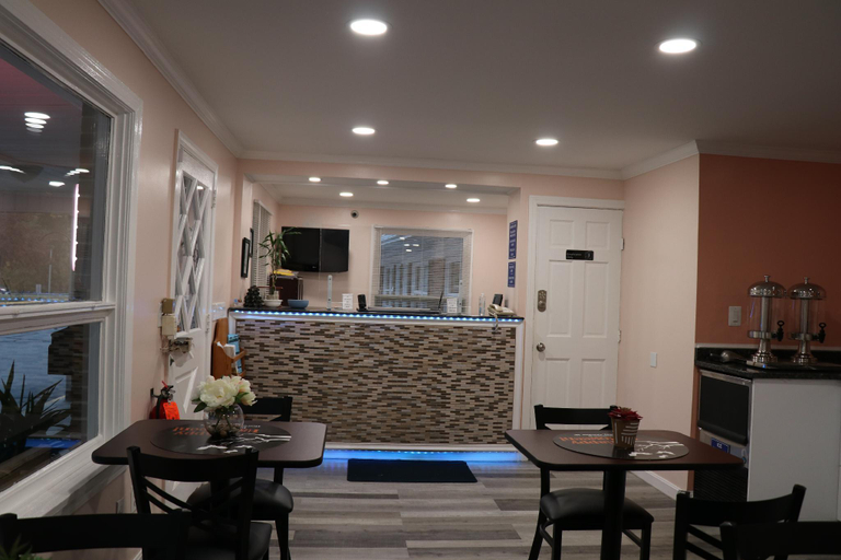 Public Area, Knights Inn Plainfield, Windham