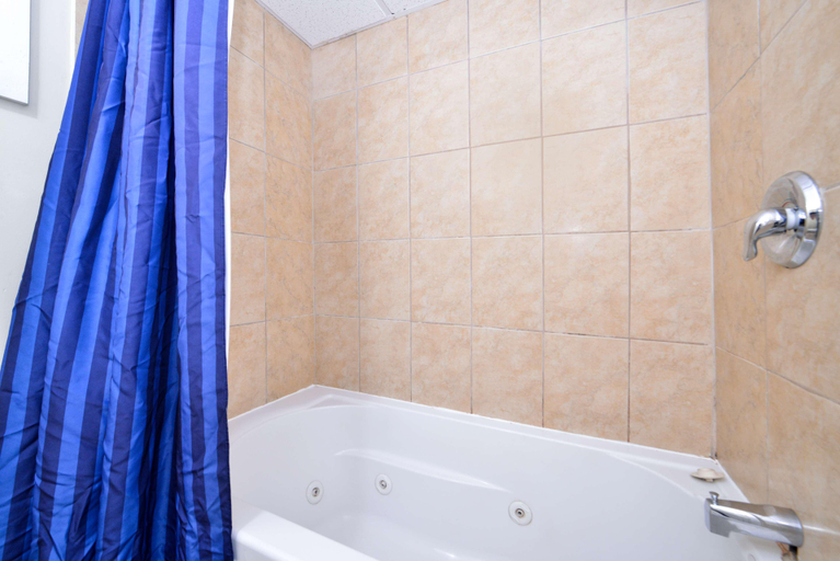 Bathroom 5, Americas Best Value Inn Mt Royal, York