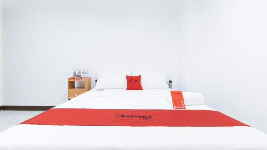 Bedroom 4, RedDoorz @ S & L Apartelle Daraga Albay, Daraga