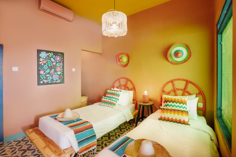 Por Aqui Stay & Dine - Bedroom