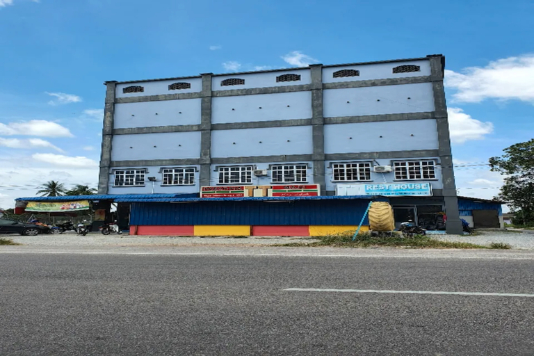 Exterior & Views 1, OYO 90316 TT Rest House, Tumpat
