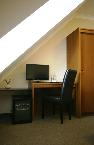 Bedroom 4, Hotel Augsburg Langemarck, Augsburg