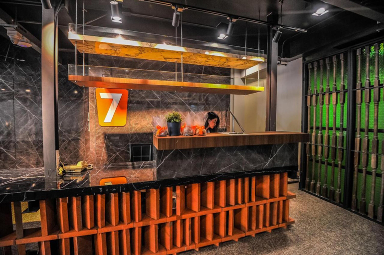 Public Area 4, 7 Days Premium Hotel at Icon Siam Station, Khlong San