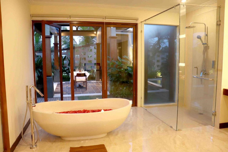 Bathroom 4, The Grand Villandra Resort Lovina, Buleleng
