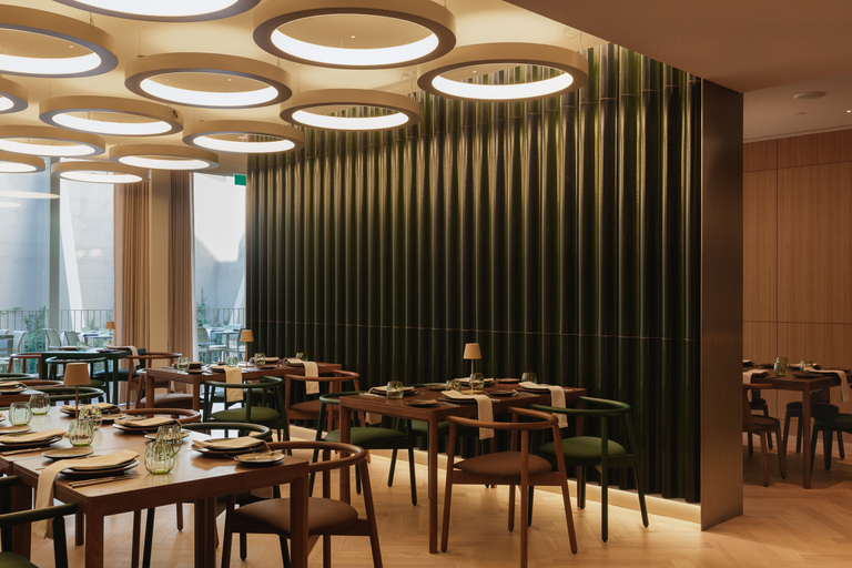 Food & Drinks 5, Lumen Hotel and The Lisbon Light Show, Lisbon