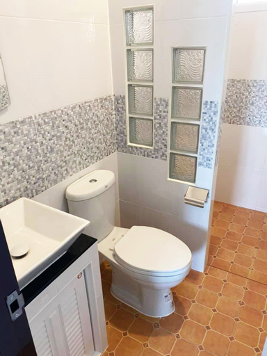 Bathroom 5