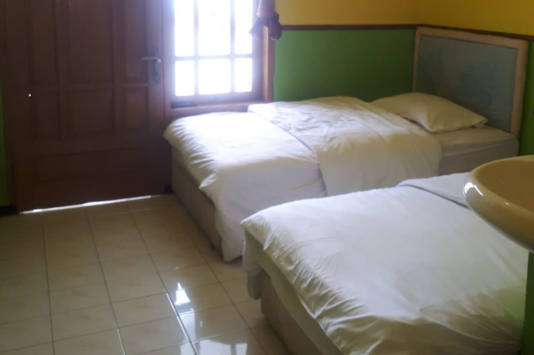 Bedroom 2, Ambar Tosari Homestay at Desa Wisata Bromo, Probolinggo