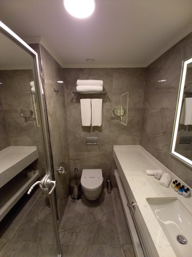 Bathroom 4, Erboy Hotel, Fatih