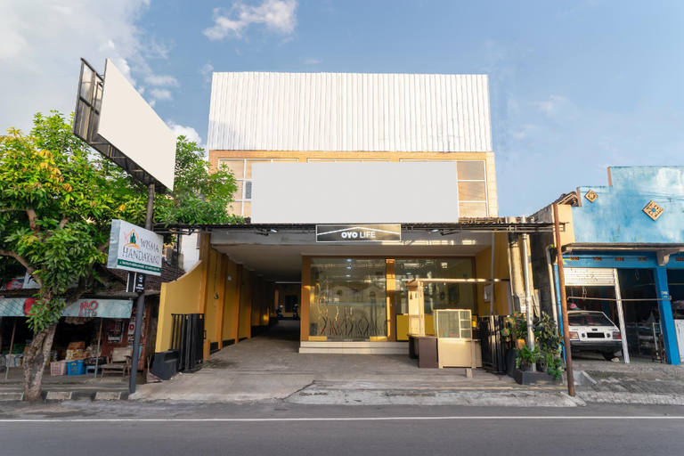 Exterior & Views 2, OYO Life 3003 Wisma Handayani, Gunung Kidul