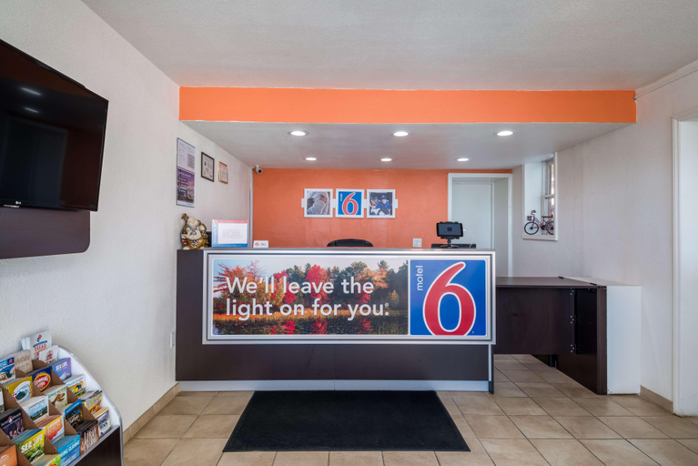 Public Area 2, Motel 6 Connellys Springs, NC, Burke