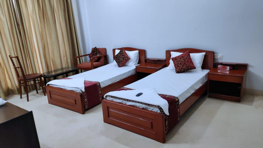 Manor Suites, Gautam Buddha Nagar