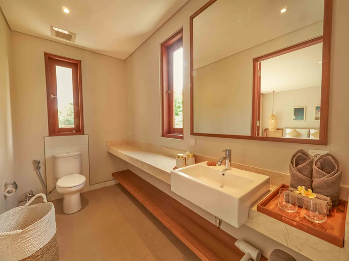 Bathroom 3, Agra Amurti Villas, Badung