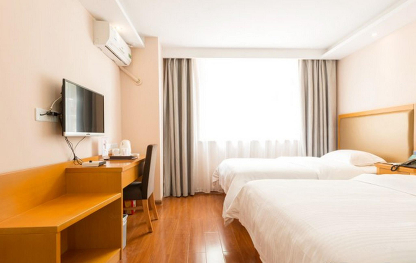 Bedroom 3, GreenTree Inn Yangshuo West Street Express Hotel, Guilin