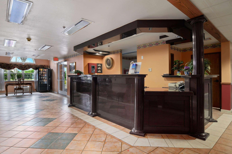 Public Area 2, Microtel Inn & Suites By Wyndham Clarksville, Montgomery