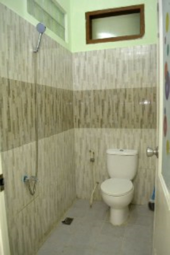 Emma Guest House, Solo