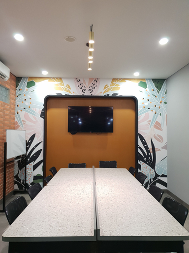 Dining Room 14