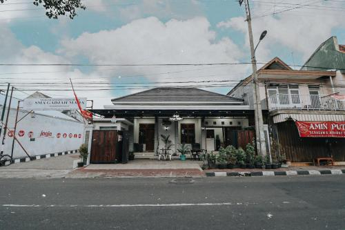 Griya Suryo Wijilan, Yogyakarta