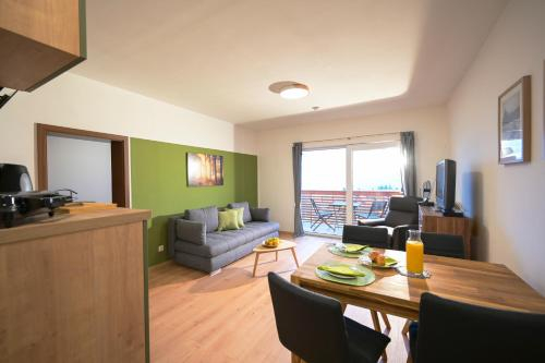Traumblick - Alpe Adria Apartments Top 16, Villach Land