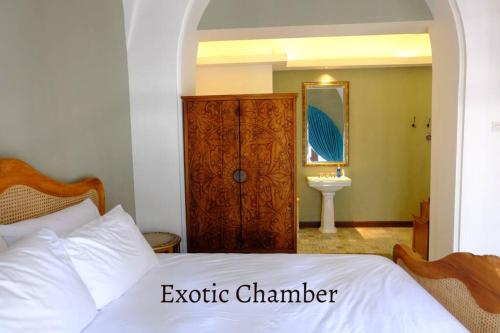 Exotic Chamber, Malang
