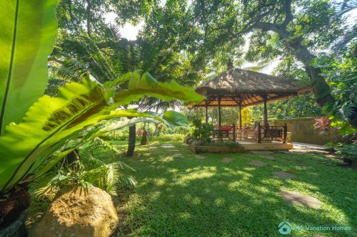 Wonderful luxury hideaway surrounded by nature, Buleleng