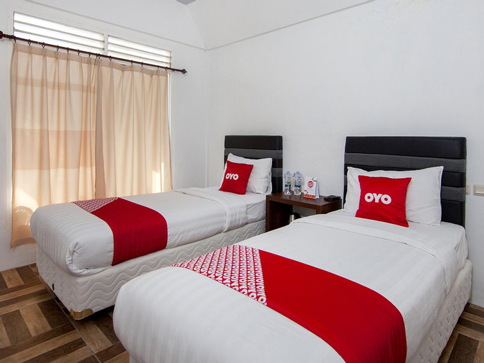 OYO 1812 Dg Inn, Samosir