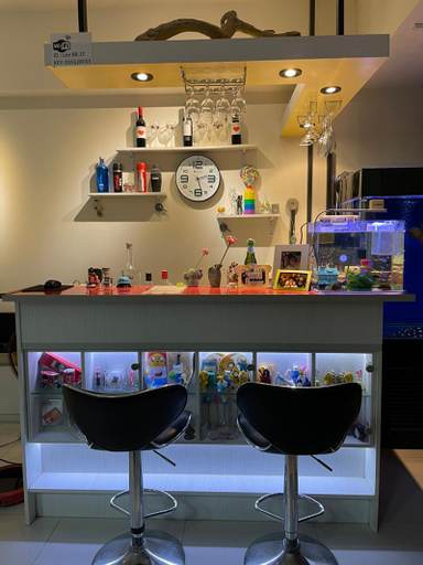 Little J bar B&B, Hsinchu County