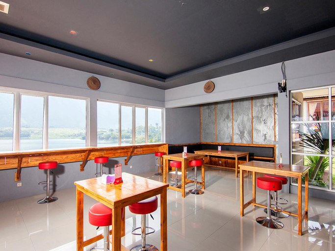 OYO 1812 Dg Inn, Samosir