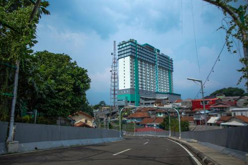 Bigland Hotel Bogor, Bogor