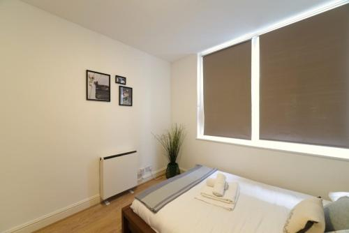 Bright Central London Apartments by EveryWhere to Sleep London, London