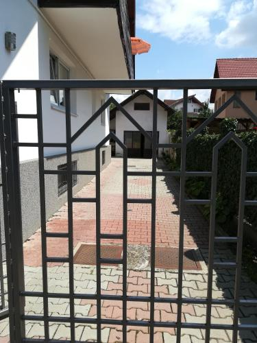3, Casa Ana, Brasov