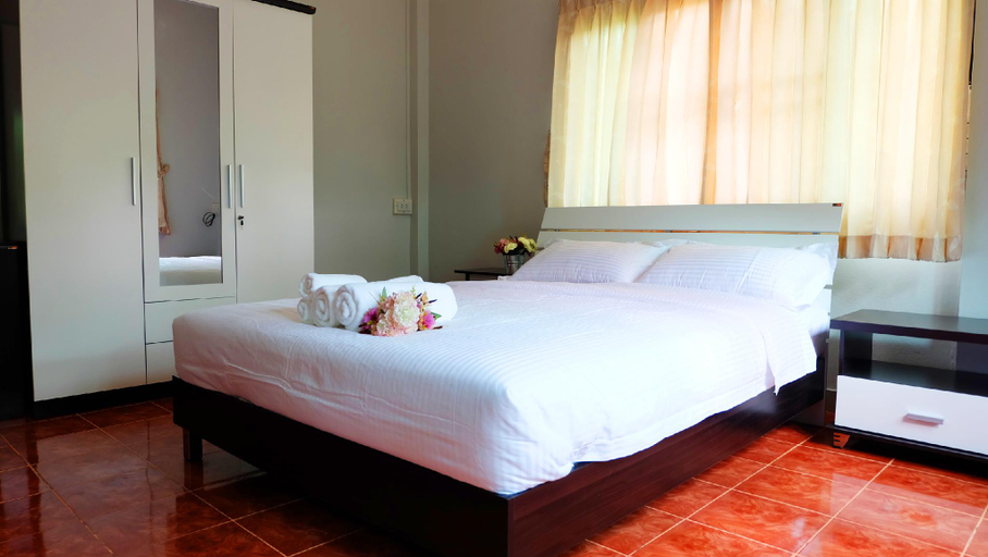 Others 2, Narakorn House, Muang Buri Ram