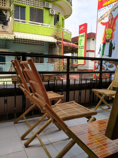 East & West Dormitory And Guesthouse, Phnom Penh