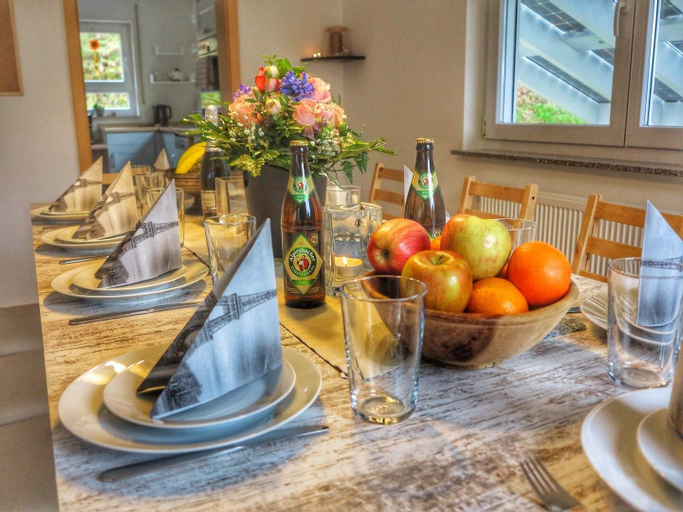 Food & Drinks, Idyllisches Ferienhaus 147m2 Sauna, Hot Tub, Freudenstadt