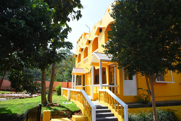Others 4, Fundera Aqua Stay, Vellore