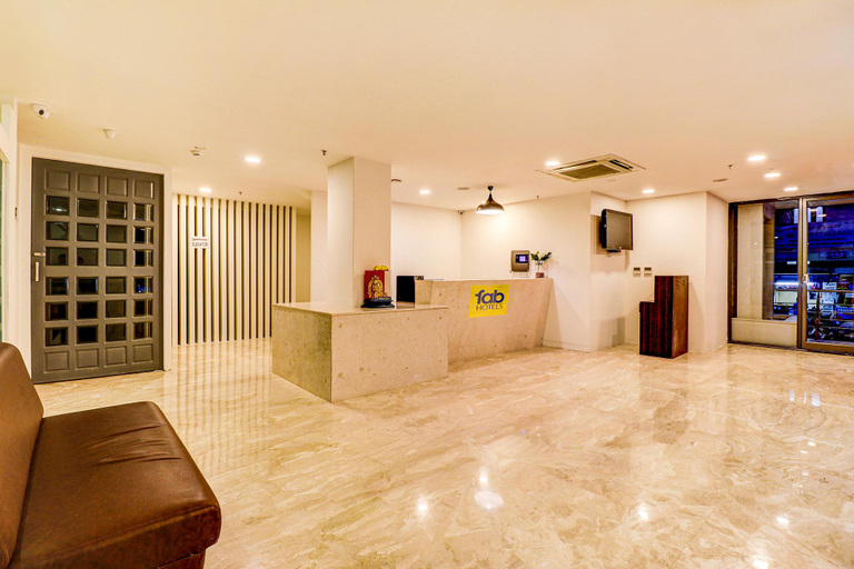 Lobby 5, Stylotel by Jagadish Jayanagar, Bangalore