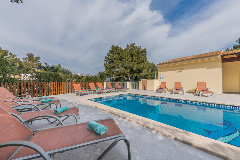 Others 5, Villa Bahía de Palma [Family Only] - near Magaluf beach, Baleares