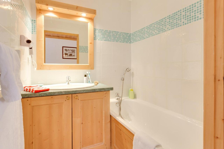 Bathroom, Residence Les Chalets d' Adonis, Savoie