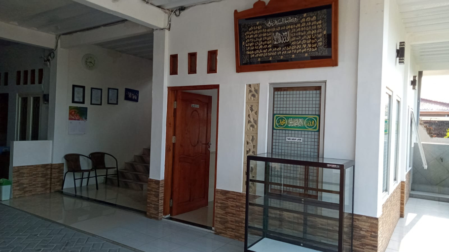 Others 5, OYO 90678 Omah Kulo Guest House, Nganjuk