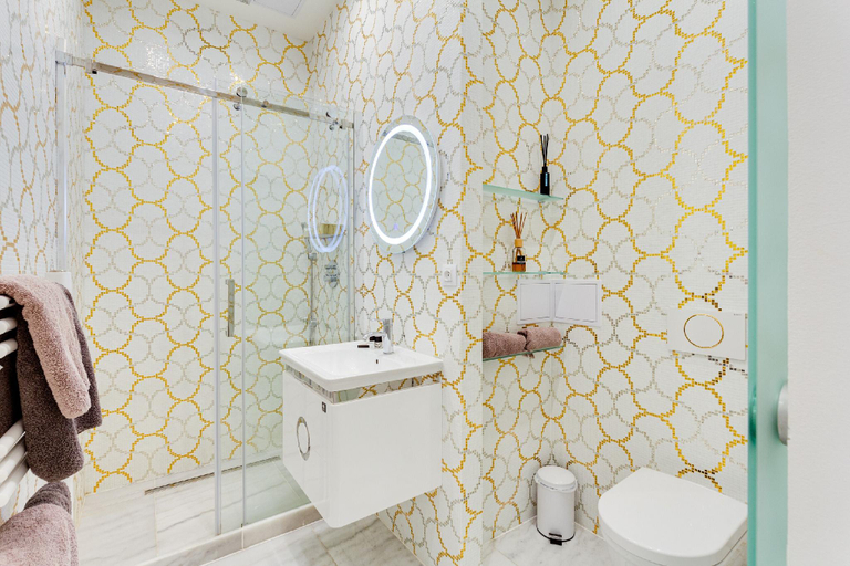 Bathroom 2, Drama Queen an amazing apartment in Prague, Praha 1