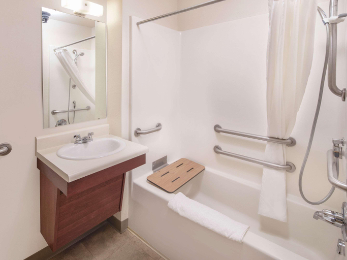 Bedroom 3, WoodSpring Suites Louisville Southeast, Jefferson