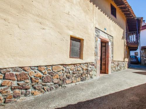 Traditional Holiday Home in Soto del Barco near Seabeach, Asturias