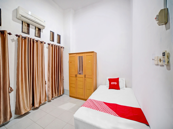 OYO 113655 Martimbang Homestay Syariah, Medan