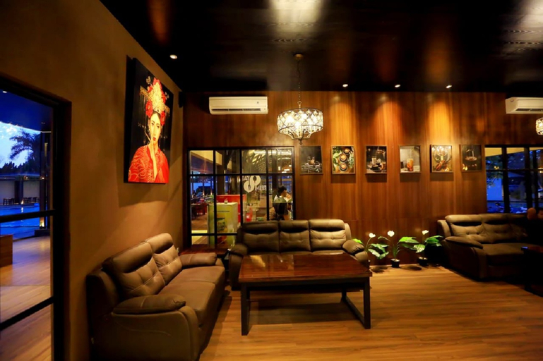 Public Area 5, New Surya Hotel, Banyuwangi