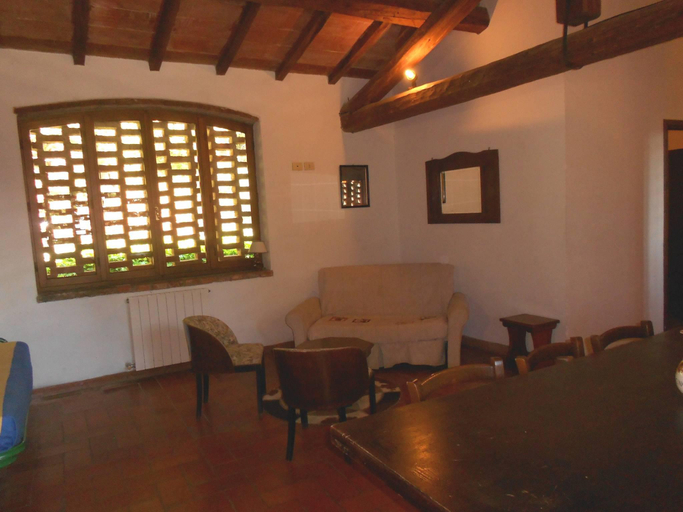 Others 5, apartment details Granaio, Arezzo